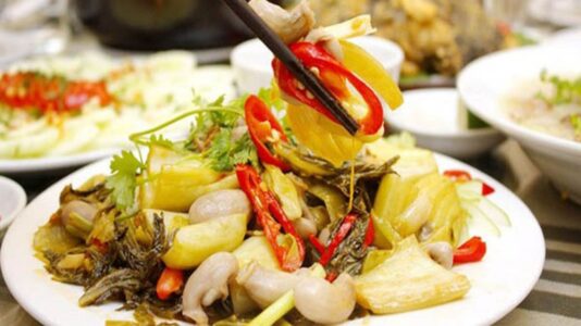 bao tử cá ba sa xào dưa