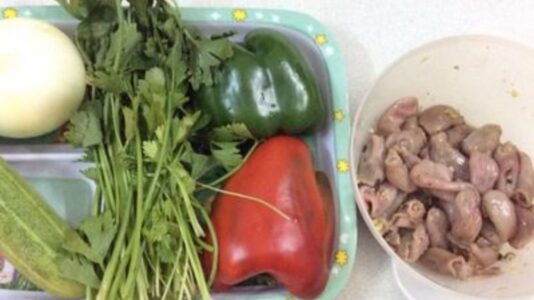 bao tử cá basa xào ớt chuông