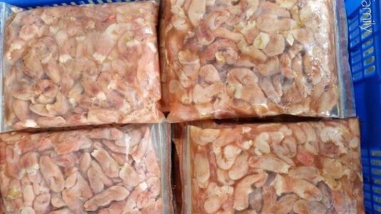 Bao tử cá basa xào rau cần