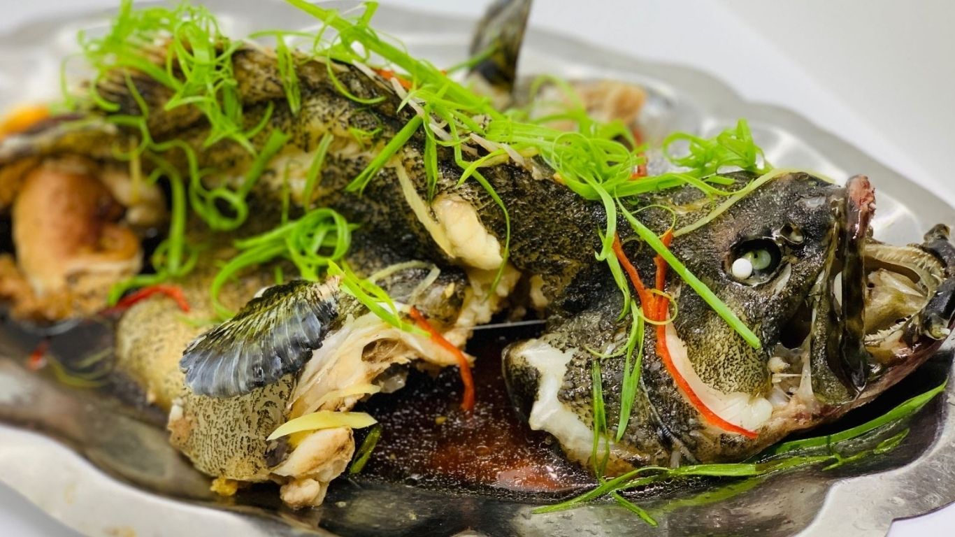 Cá mú hấp xì dầu