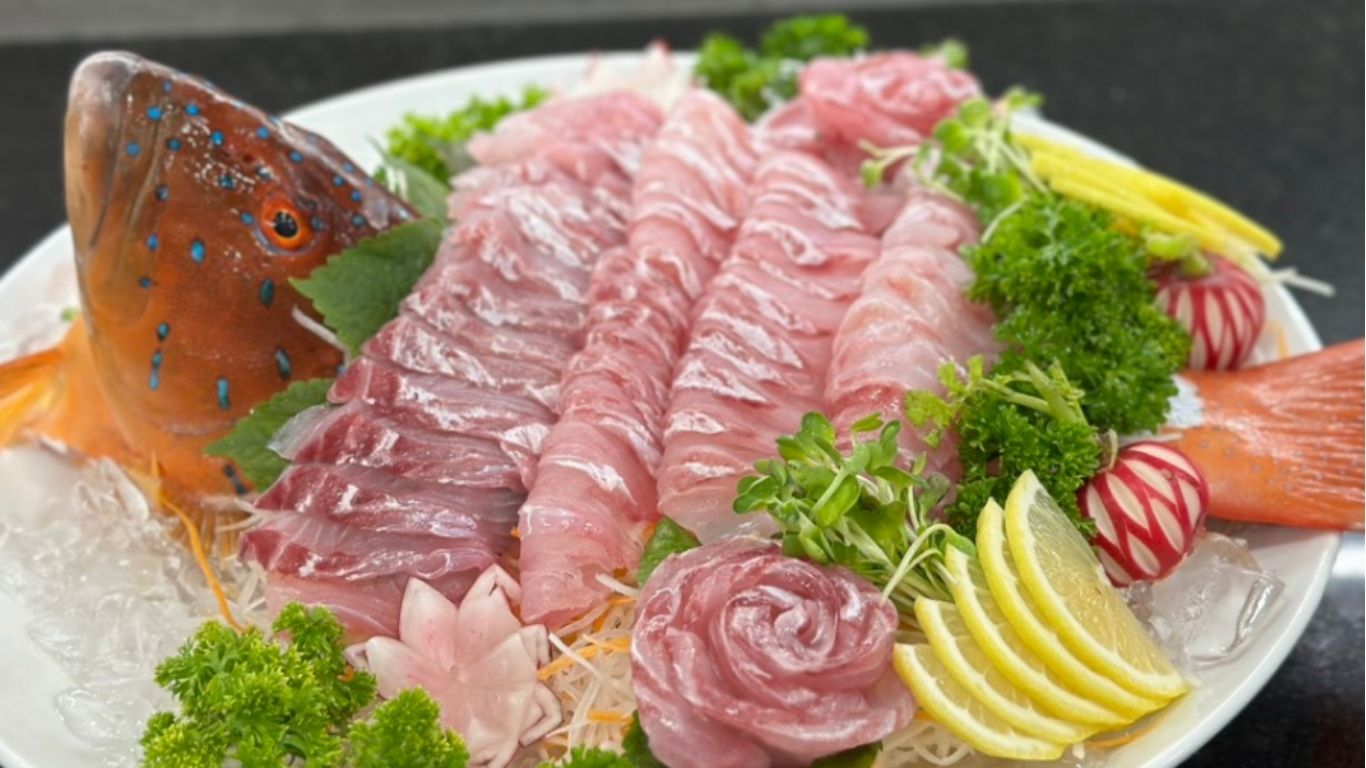 Sashimi tươi ngon